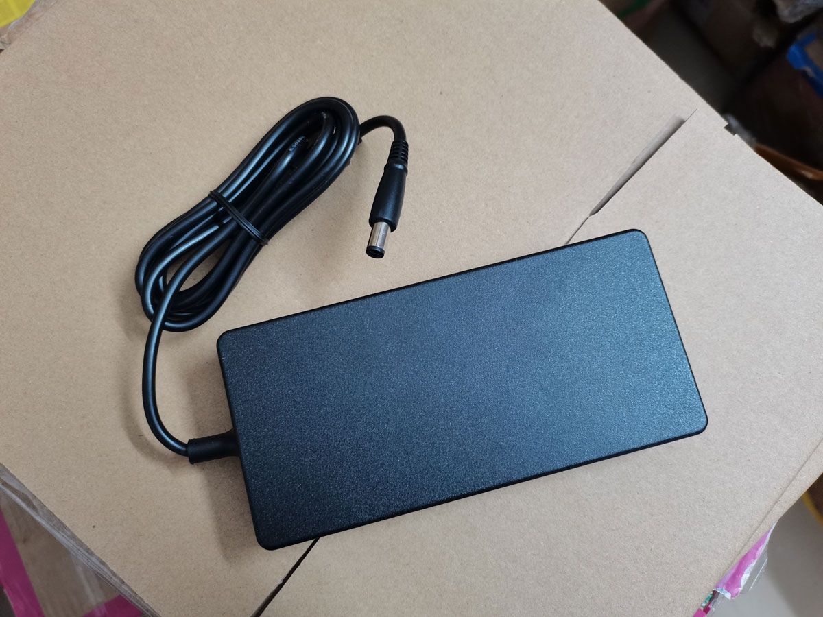 NEW Genuine Slim FSP 19.5V 11. - Pc Gaming Asus ulasan dan harga