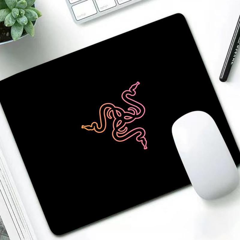 Razer Luxury Mouse Pad Anime G - Pc Gaming Upgrades ulasan dan harga